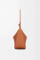 Mini Hammock hobo in classic calfskin