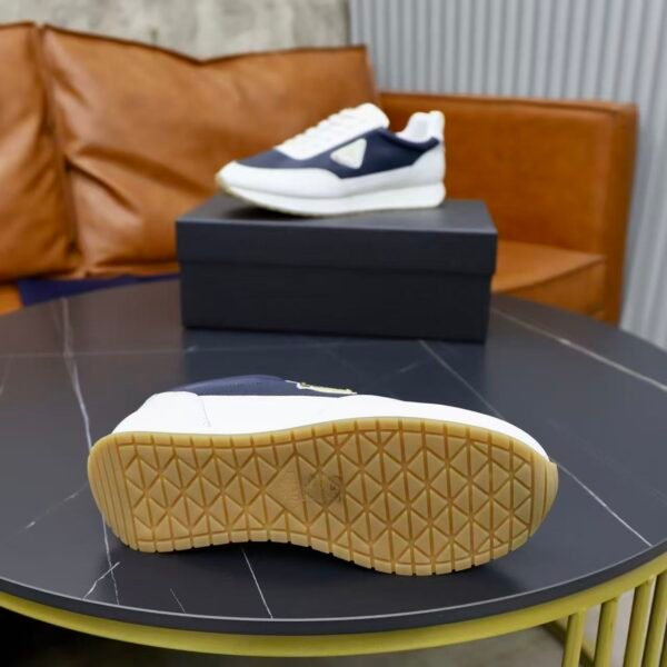 Men's Luxury Navy White Leather Board Shoes – Retro Low Top Gum Sole Sneakers