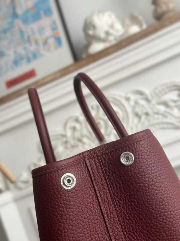 Grained Leather Garden Party Tote | Spacious Everyday Handbag