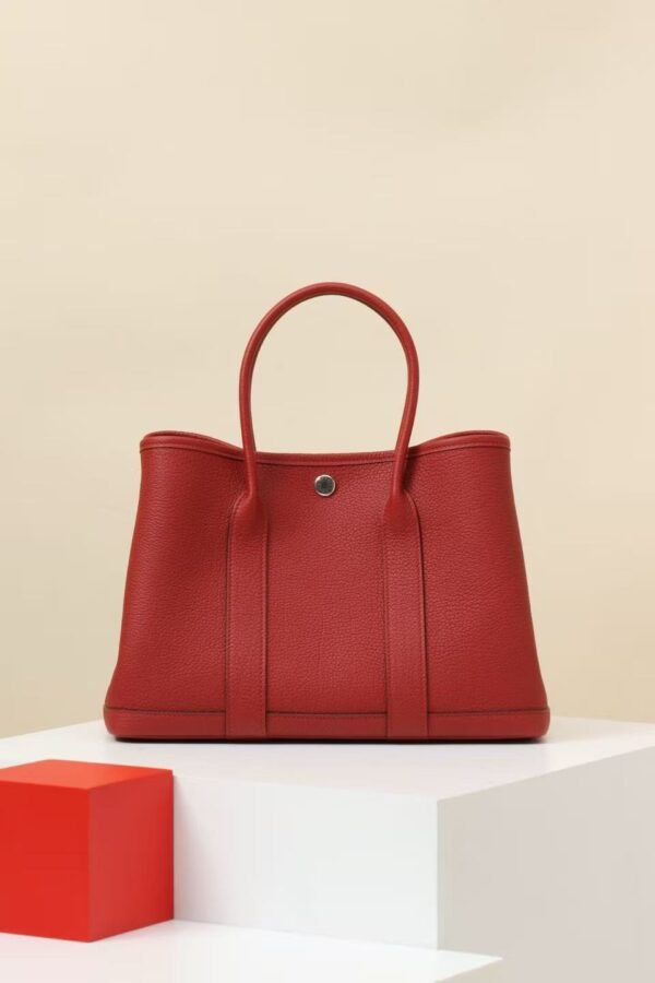 Grained Leather Garden Party Tote | Spacious Everyday Handbag