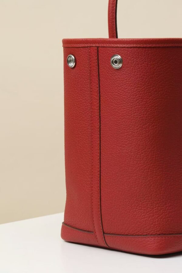 Grained Leather Garden Party Tote | Spacious Everyday Handbag