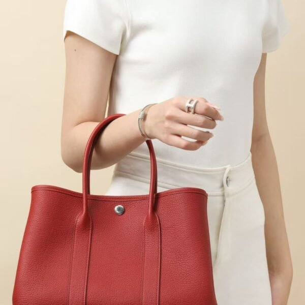 Grained Leather Garden Party Tote | Spacious Everyday Handbag