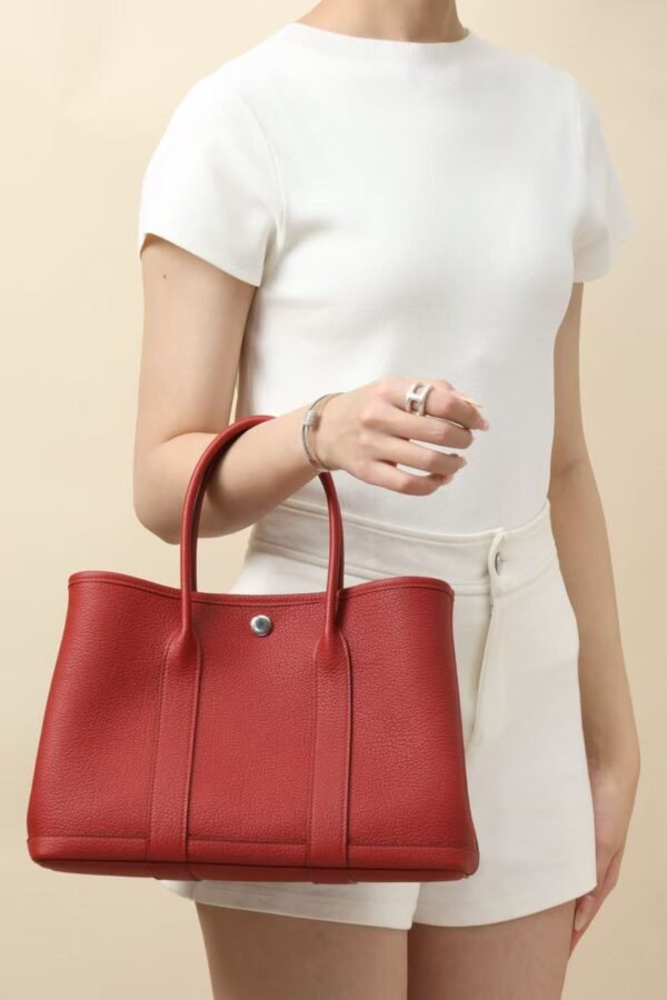 Grained Leather Garden Party Tote | Spacious Everyday Handbag