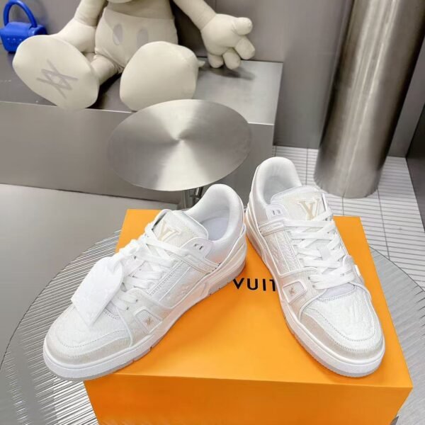Retro Vintage Basketball Trainer Sneakers – Premium Genuine Leather White Cream Low-Top Shoes for Men & Women