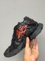 Men's Distressed Graffiti Runner Sneakers - Retro Mesh Layered Chunky Walking Shoes