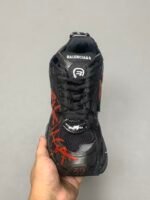 Men's Distressed Graffiti Runner Sneakers - Retro Mesh Layered Chunky Walking Shoes