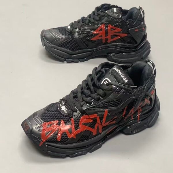 Men's Distressed Graffiti Runner Sneakers - Retro Mesh Layered Chunky Walking Shoes