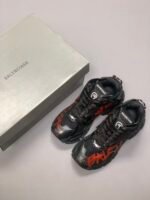 Men's Distressed Graffiti Runner Sneakers - Retro Mesh Layered Chunky Walking Shoes