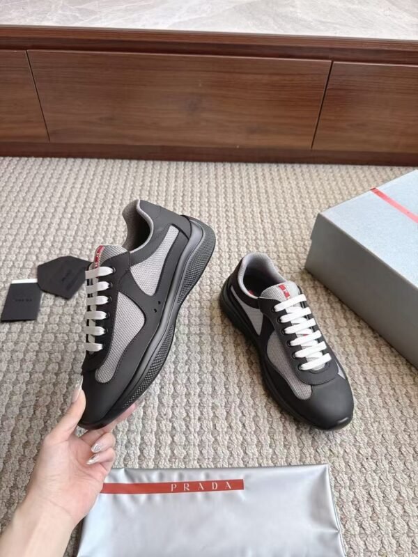 Men's Leather & Mesh Panel Low-Top Sneakers - Breathable Luxury Casual Walking Shoes