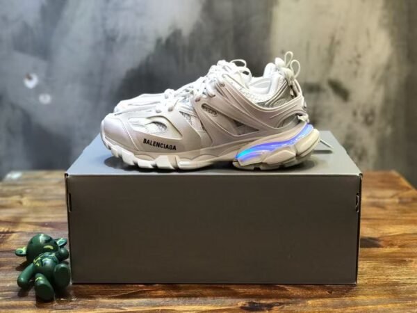 Unisex LED Light Up Chunky Sneakers - Rechargeable Multi-Color Glowing Mesh Walking Shoes for Rave Festival