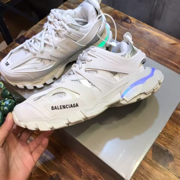 Unisex LED Light Up Chunky Sneakers - Rechargeable Multi-Color Glowing Mesh Walking Shoes for Rave Festival