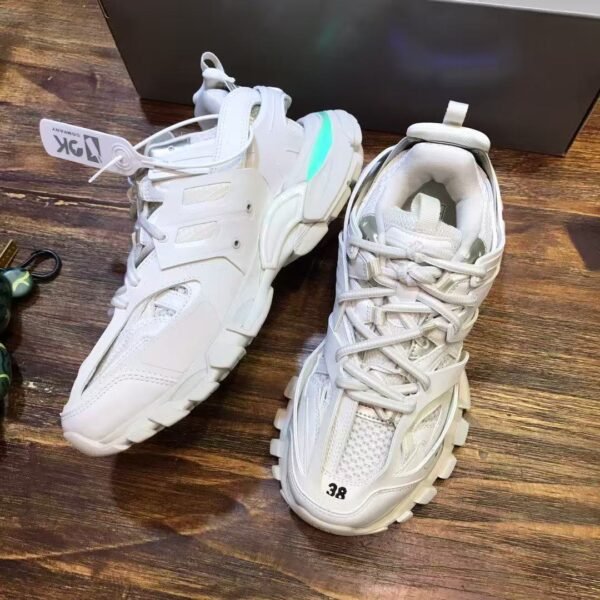 Unisex LED Light Up Chunky Sneakers - Rechargeable Multi-Color Glowing Mesh Walking Shoes for Rave Festival