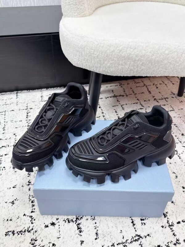 Men's Futuristic Chunky Platform Sneakers - All Black Thick Sole Breathable Streetwear Shoes