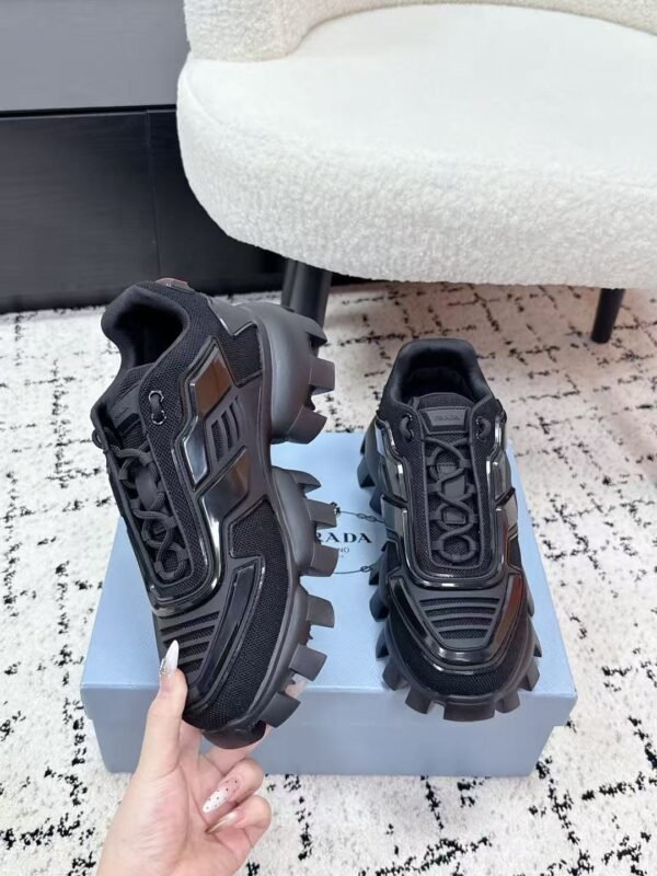 Men's Futuristic Chunky Platform Sneakers - All Black Thick Sole Breathable Streetwear Shoes