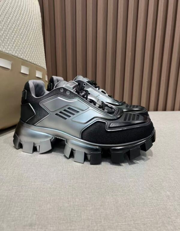 Unisex Cyberpunk Futuristic Chunky Sneakers – Techwear Gothic Platform Running Shoes for Men & Women