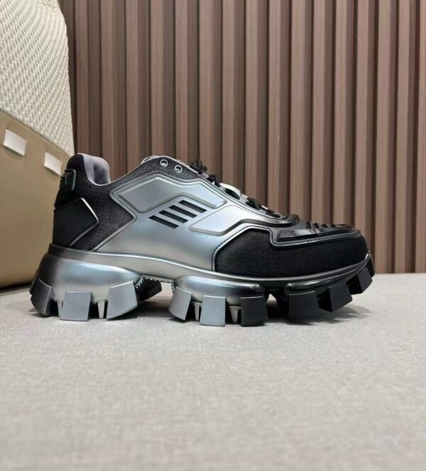 Unisex Cyberpunk Futuristic Chunky Sneakers – Techwear Gothic Platform Running Shoes for Men & Women