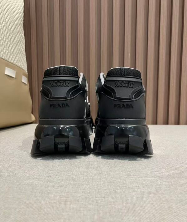 Unisex Cyberpunk Futuristic Chunky Sneakers – Techwear Gothic Platform Running Shoes for Men & Women