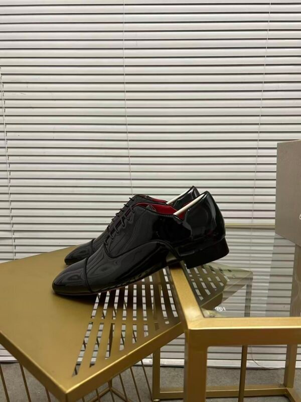 Men's Black Patent Leather Dress Shoes – High-Gloss Tuxedo Shoes for Weddings & Formal Events