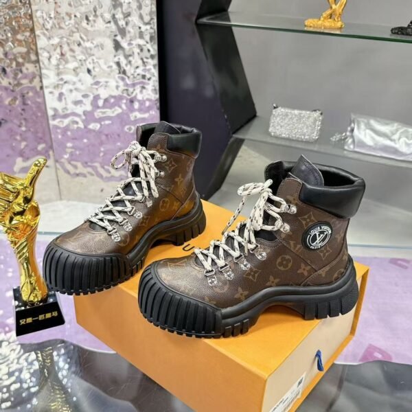 Retro Monogram Platform Combat Boots - Chunky Lug Sole Lace-Up Short Boots