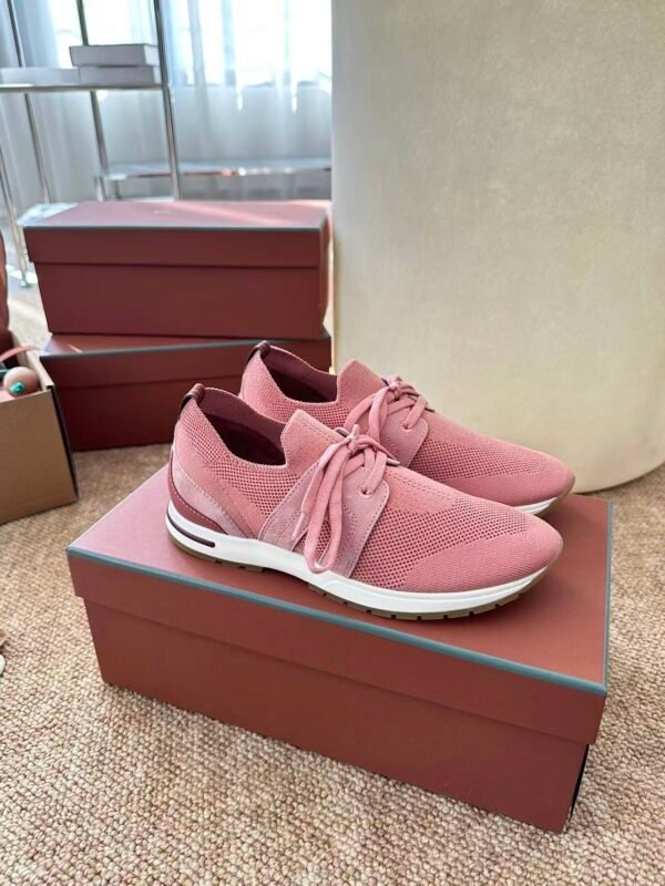 Minimalist Wool Knit Walking Shoes - Breathable Slip-On Sneakers (Muted Pink)
