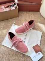 Minimalist Wool Knit Walking Shoes - Breathable Slip-On Sneakers (Muted Pink)