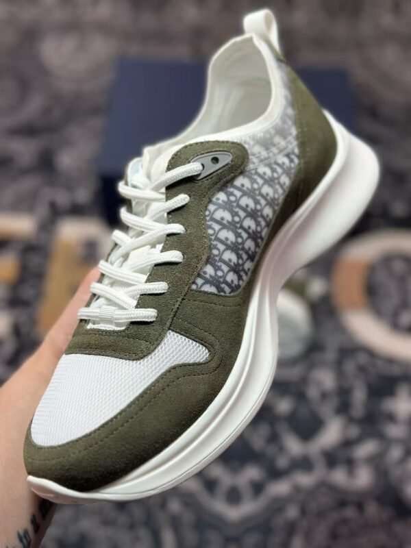 Men's Retro Runner Sneakers Olive Green Suede Leather Canvas Thick Sole Elevator Shoes