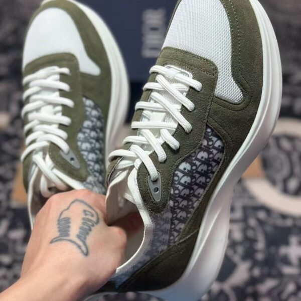 Men's Retro Runner Sneakers Olive Green Suede Leather Canvas Thick Sole Elevator Shoes