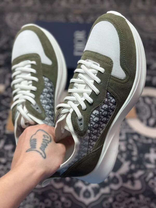 Men's Retro Runner Sneakers Olive Green Suede Leather Canvas Thick Sole Elevator Shoes