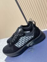 Men's Black Suede & Mesh Sneakers – Retro Runner Casual Shoes