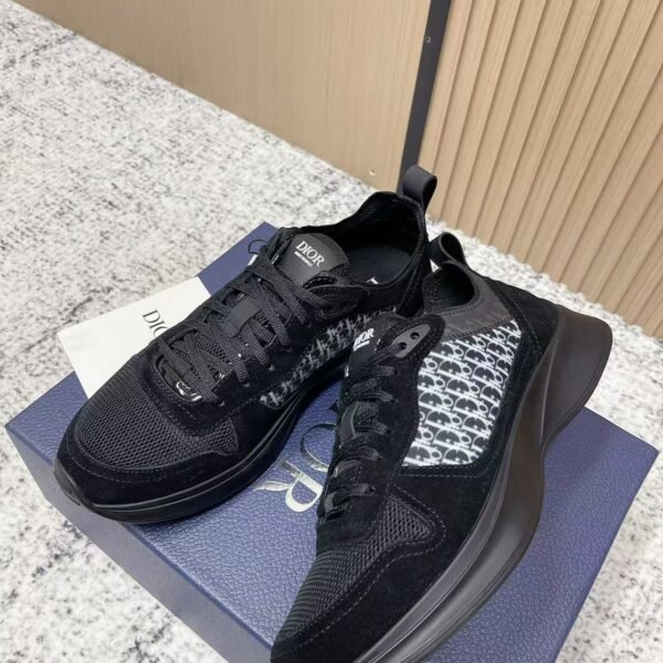 Men's Black Suede & Mesh Sneakers – Retro Runner Casual Shoes