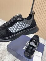 Men's Black Suede & Mesh Sneakers – Retro Runner Casual Shoes