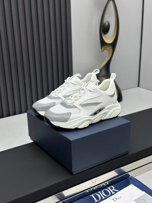 Unisex White Grey Chunky Sneakers – Vintage Inspired Platform Shoes with Breathable Mesh Upper