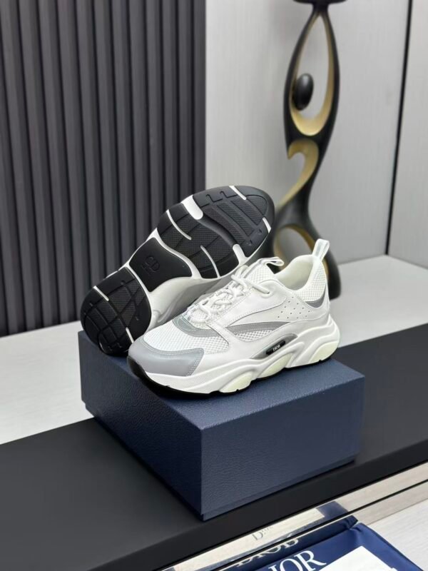 Unisex White Grey Chunky Sneakers – Vintage Inspired Platform Shoes with Breathable Mesh Upper