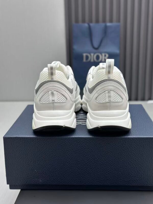 Unisex White Grey Chunky Sneakers – Vintage Inspired Platform Shoes with Breathable Mesh Upper