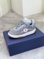 Men's Grey Tweed Chunky Skate Sneakers - Retro Platform Designer Style Casual Shoes with Metal Star Detail
