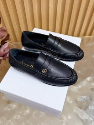 Women's Classic Black Leather Loafers – Warm Wool Lined Flat Slip-On Dress Shoes