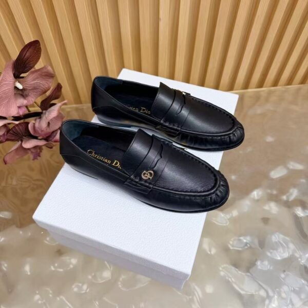 Women's Classic Black Leather Loafers – Warm Wool Lined Flat Slip-On Dress Shoes