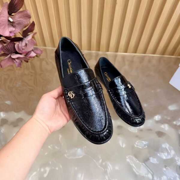 Women's Patent Leather Loafers - Genuine Leather Flat Shoes with Sheepskin Lining & Metal Buckle
